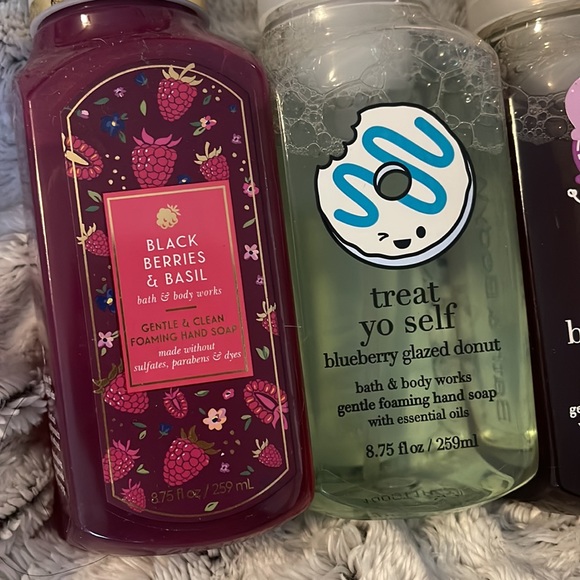 Random “Food” Foaming Soap - Picture 2 of 3